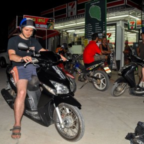 Curry-Competition | Tag 10: Hell’s Dennis, Mama Pooh und der Fuck Bucket | Nr. 38 2010 03 05 19.21.49