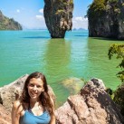 Curry-Competition | Tag 19: Die bescheuerte James-Bond-Tour | Nr. 39 Bekki vor dem Khao Tapu