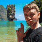 Curry-Competition | Tag 19: Die bescheuerte James-Bond-Tour | Nr. 49 … Und Dennis beim peinlichen Bond-Posing