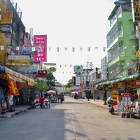 Bücher | Curry-Competition | Nr. 89 Tag 1: Über Bahrain in die Khaosan Road