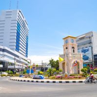 Curry-Competition | Tag 27: Der Süden der Stadt | Nr. 27 Surin Circle Clock Tower