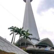 Curry-Competition | Tag 28: Die Petronas Towers, der Fernsehturm und »Berhati-hati!« | Nr. 24 Menara KL