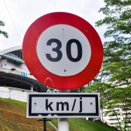 Curry-Competition | Tag 28: Die Petronas Towers, der Fernsehturm und »Berhati-hati!« | Nr. 79 2010 03 23 15.30.27