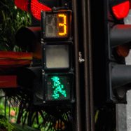 Curry-Competition | Tag 28: Die Petronas Towers, der Fernsehturm und »Berhati-hati!« | Nr. 82 2010 03 23 15.43.42