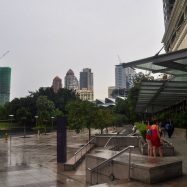 Curry-Competition | Tag 28: Die Petronas Towers, der Fernsehturm und »Berhati-hati!« | Nr. 85 2010 03 23 16.25.22