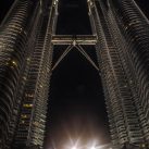 Curry-Competition | Tag 28: Die Petronas Towers, der Fernsehturm und »Berhati-hati!« | Nr. 122 2010-03-23 21.28.23