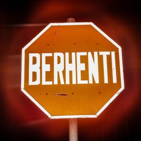 Curry-Competition | Tag 28: Die Petronas Towers, der Fernsehturm und »Berhati-hati!« | Nr. 124 2010 03 23 21.48.31