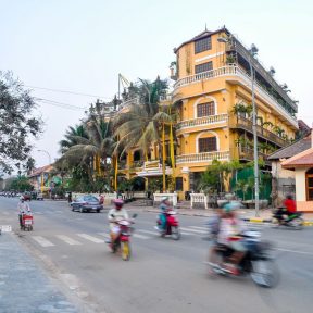 Curry-Competition | Tag 29: Willkommen in Kambodscha | Nr. 3 Terrasse des Elephants Hotel, Sivatha Road