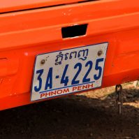 Curry-Competition | Tag 33: Eugen & Patrick | Nr. 4 So sehen Nummernschilder in Kambodscha aus