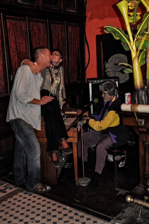 Serendipity – Teil 1 | Tag 23: True Bromance | Nr. 12 2012 12 02 22.32.12 edited