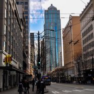 Blick von der Ecke Pine Street & 3rd Avenue