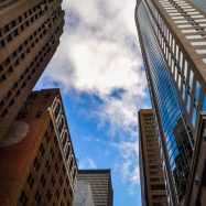 Blick von der Ecke University Street & 3rd Avenue