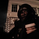 Neil alias The Local Lobo Rojo alias Counts Many Cous alias Der obachlose Riese