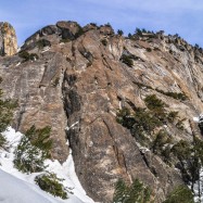Fortan geht es »hinter« dem Wasserfall weiter