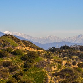 Osten: San Gabriel Mountains