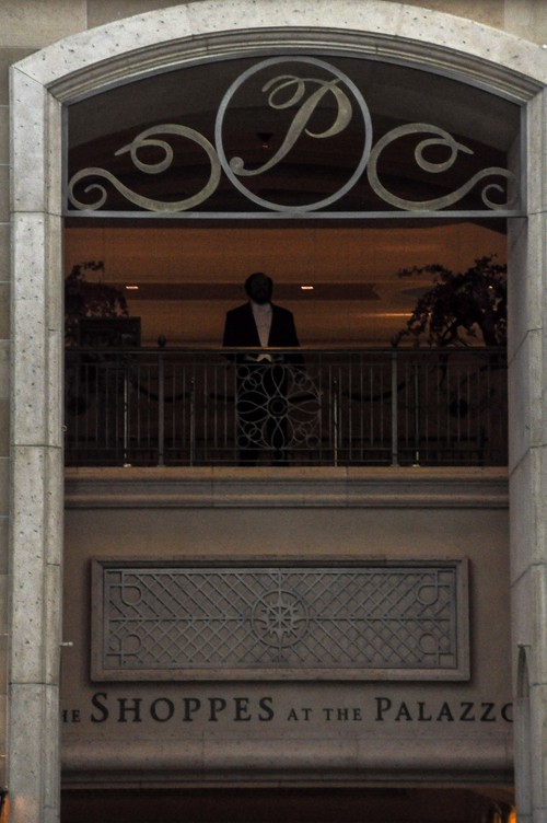 Serendipity – Teil 2 | Tag 68: Shake the Glitter Off Your Clothes … It’s Vegas, Baby! Oder: Vom Venetian bis zur Fremont Street | Nr. 50 2013 01 16 17.39.38