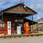 Serendipity – Teil 2 | Tag 80 – Teil 1: Die Route 66 und die Geisterstadt der Cowboys und Hippies | Nr. 100 Chlorides Tankstelle