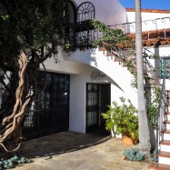 Serendipity – Teil 2 | Tag 83: Die bunten Menschen der »Amerikanischen Riviera« | Nr. 33 Casa de la Guerra