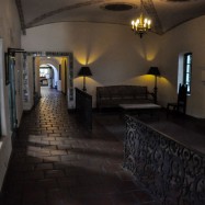 Serendipity – Teil 2 | Tag 83: Die bunten Menschen der »Amerikanischen Riviera« | Nr. 34 Casa de la Guerra – El Paseo