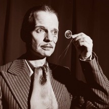  | Heute Abend in die Show – jetzt ins Lost Cabaret Lichtspieltheater!<br>Teil 10: Les Eduards | Nr. 1 Ernst Eduard – Der Baron